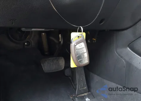 2018 Hyundai Tucson Sport z USA, uszkodzony, nr VIN KM8J33ALXJU719980